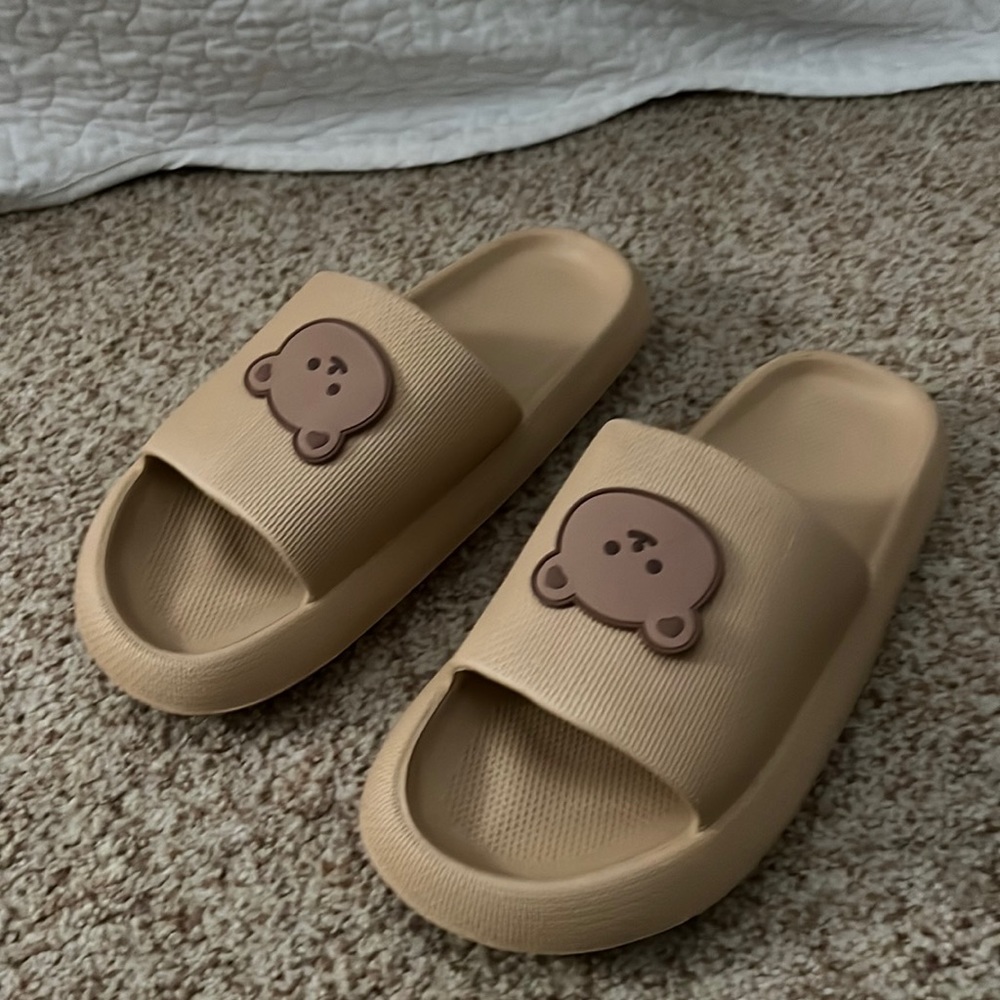 Cute bear cloud slippers. Never been worn out the house!